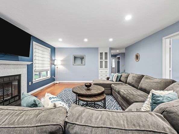 91 Jimney Dr 91, Westford MA 01886