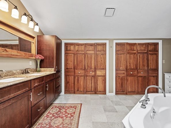 91 Jimney Dr 91, Westford MA 01886