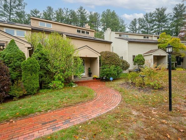 91 Jimney Dr 91, Westford MA 01886