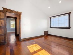 76 Taft Ave 2, Newton MA 02465