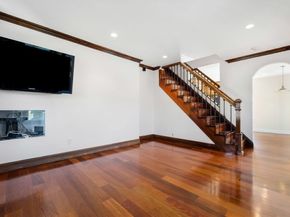 76 Taft Ave 2, Newton MA 02465