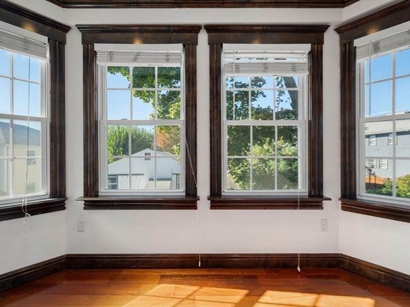 76 Taft Ave 2, Newton MA 02465