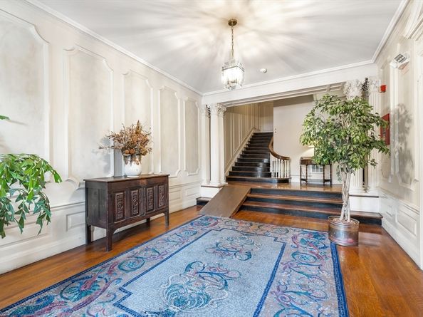 30 Fenway 1, Boston MA 02215