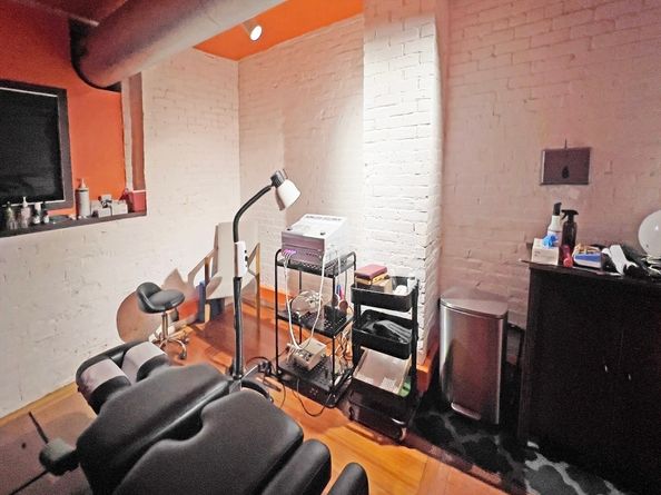 30 Fenway 1, Boston MA 02215