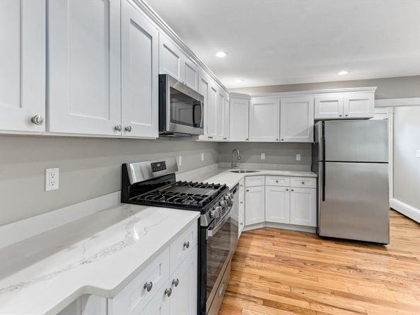 4 Remick Terrace 4, Newton MA 02458