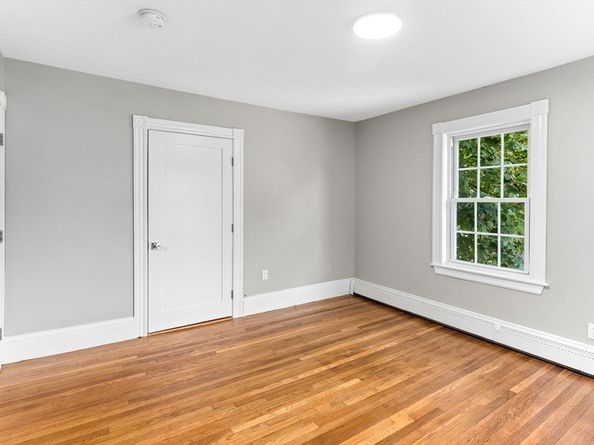 4 Remick Terrace 4, Newton MA 02458