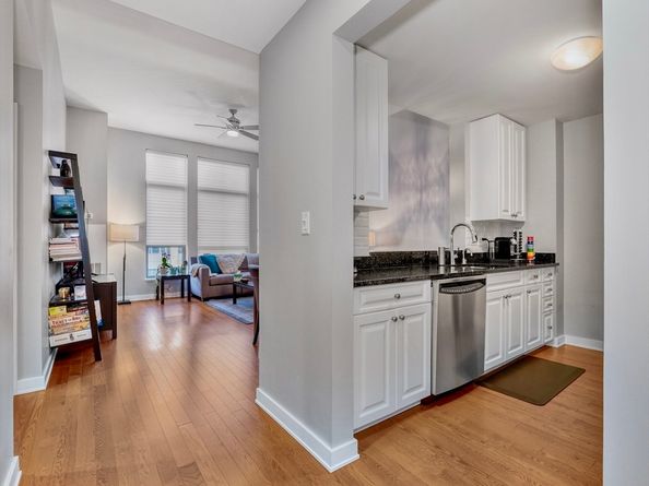 2 Rollins St D603, Boston MA 02118