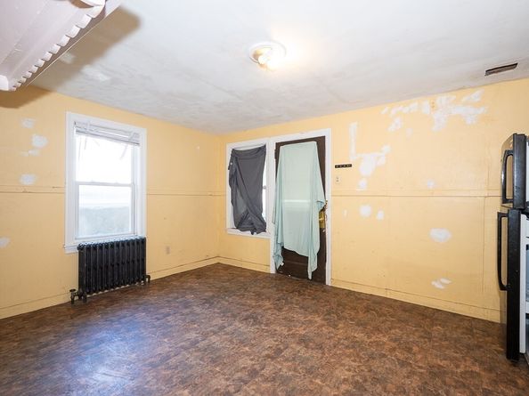 128 & 128 1/2 Elm St, Southbridge MA 01550