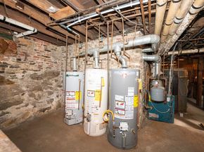 128 & 128 1/2 Elm St, Southbridge MA 01550