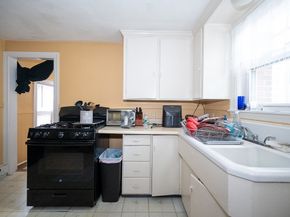 128 & 128 1/2 Elm St, Southbridge MA 01550