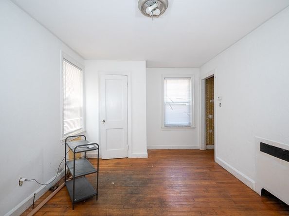 128 & 128 1/2 Elm St, Southbridge MA 01550