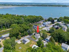 6 North Rd, Mattapoisett MA 02739
