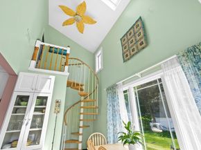 6 North Rd, Mattapoisett MA 02739