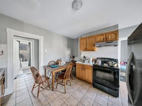 28 Richards St, Worcester MA 01603