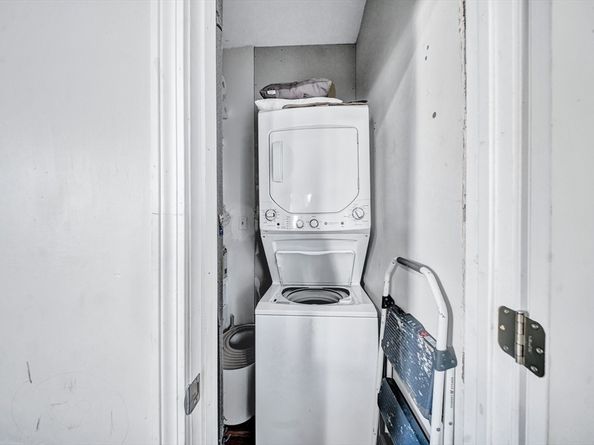 28 Richards St, Worcester MA 01603