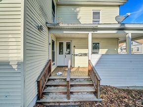 28 Richards St, Worcester MA 01603