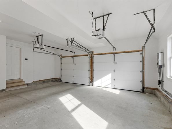 1 Canton Ct 35, Grafton MA 01536