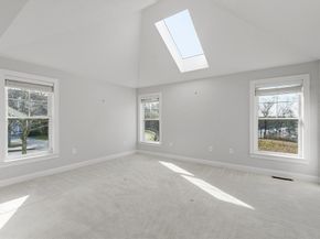 1 Canton Ct 35, Grafton MA 01536