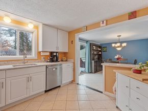 2 Edith Rd, Hudson MA 01749