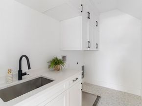 224 Auburn St A, Newton MA 02466