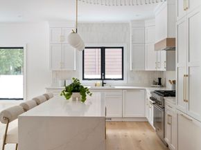 224 Auburn St A, Newton MA 02466