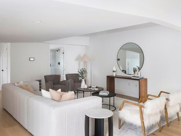 224 Auburn St A, Newton MA 02466