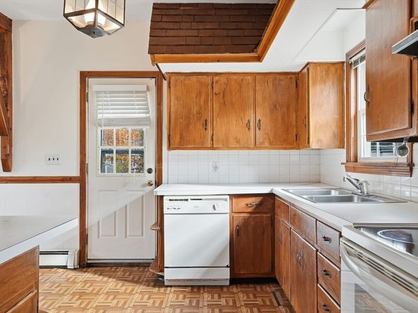 168 Walnut St., Newton MA 02460