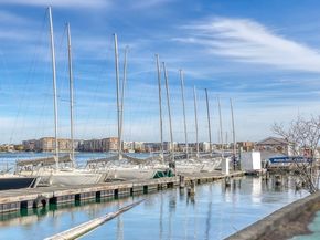 28-32 Atlantic Avenue 424, Boston MA 02110