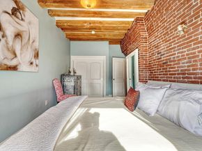 28-32 Atlantic Avenue 424, Boston MA 02110