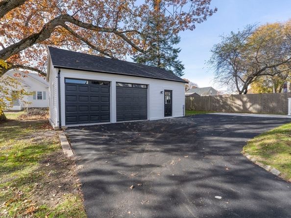 10 King Ter, Beverly MA 01915