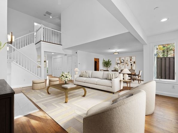 606 Wisteria Way 606, Wayland MA 01778