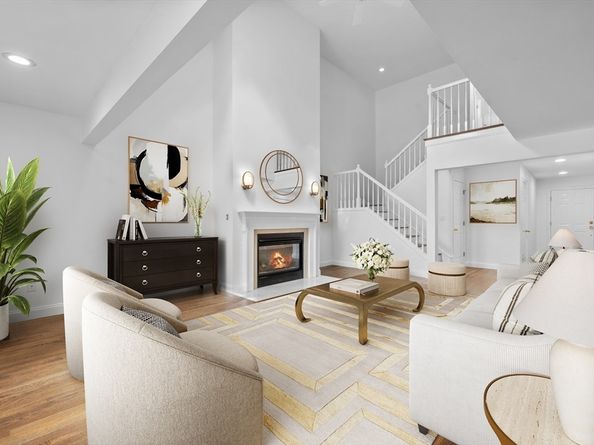 606 Wisteria Way 606, Wayland MA 01778