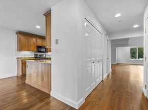 606 Wisteria Way 606, Wayland MA 01778