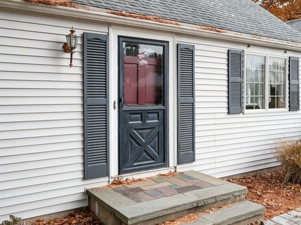 10 Standish Way, Lynn MA 01904