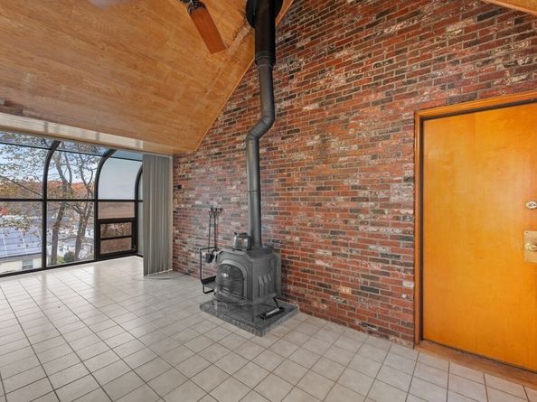 10 Standish Way, Lynn MA 01904