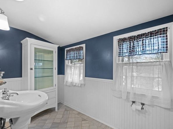 10 Standish Way, Lynn MA 01904