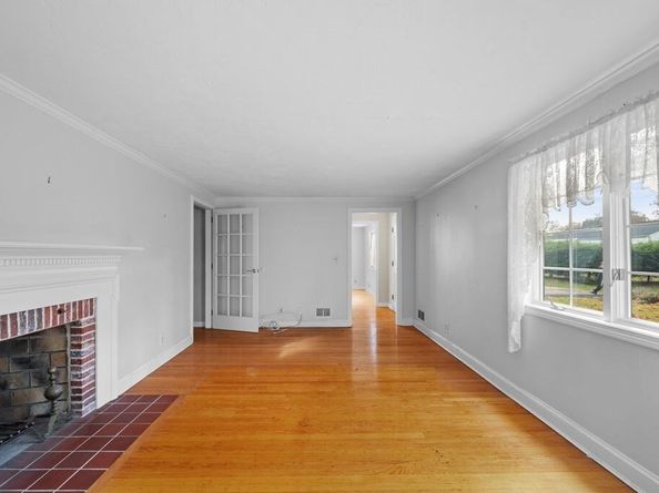 10 Standish Way, Lynn MA 01904