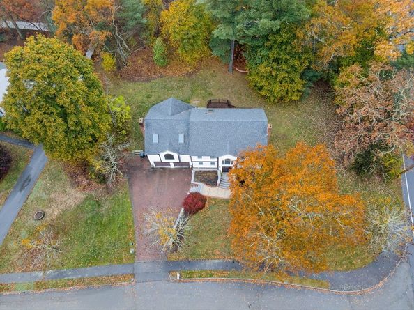 3 Sarafinas Way, Wilmington MA 01887