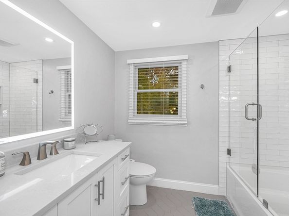 3 Sarafinas Way, Wilmington MA 01887