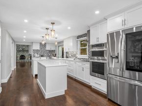 3 Sarafinas Way, Wilmington MA 01887