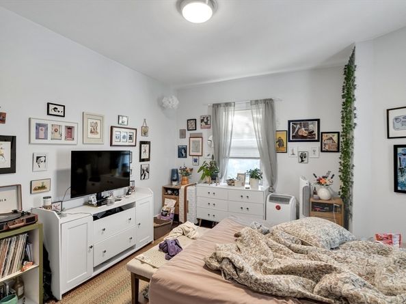 39 Union St, Boston MA 02135