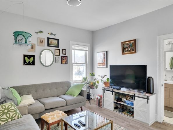 39 Union St, Boston MA 02135