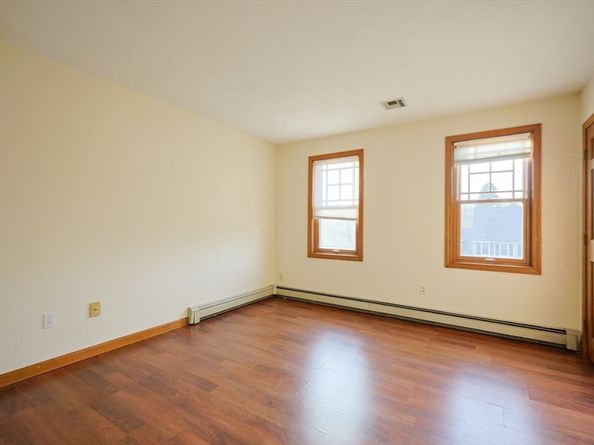 23 Ledgeview Drive, Norwood MA 02062