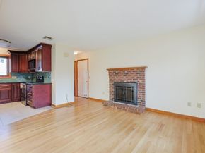 23 Ledgeview Drive, Norwood MA 02062