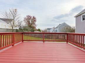 23 Ledgeview Drive, Norwood MA 02062