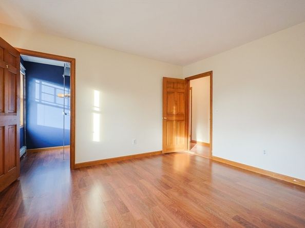 23 Ledgeview Drive, Norwood MA 02062