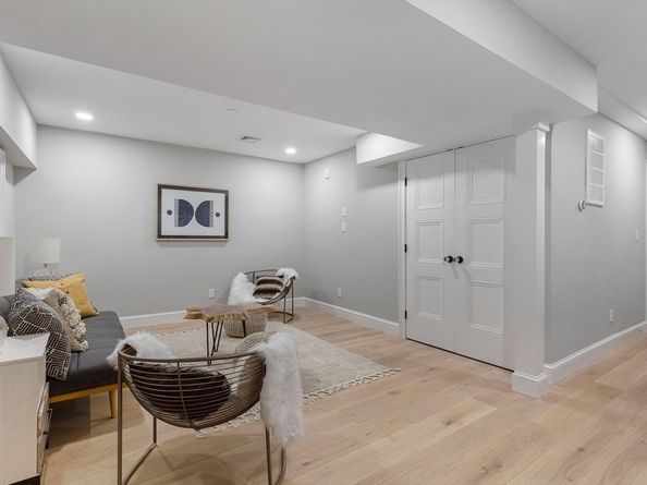 667 Tremont Street 1, Boston MA 02118