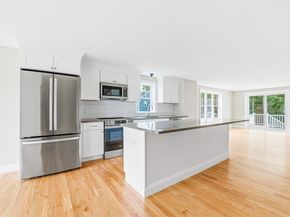 17 Pat Rose Way, Rockland MA 02370