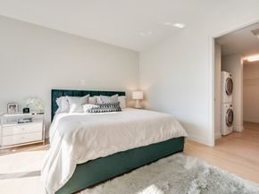 133 Seaport Blvd 2003, Boston MA 02210