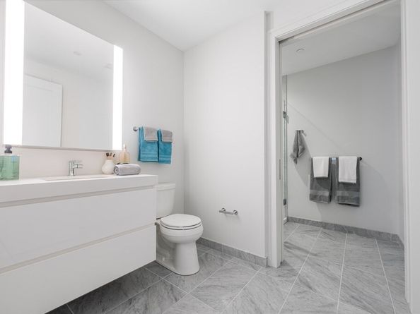 133 Seaport Blvd 2003, Boston MA 02210